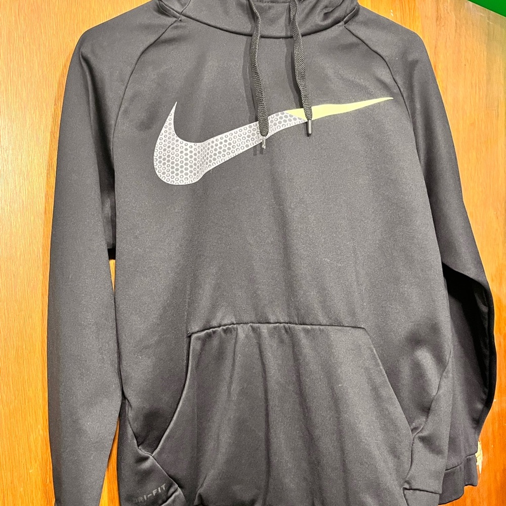 Black Sweatshirt